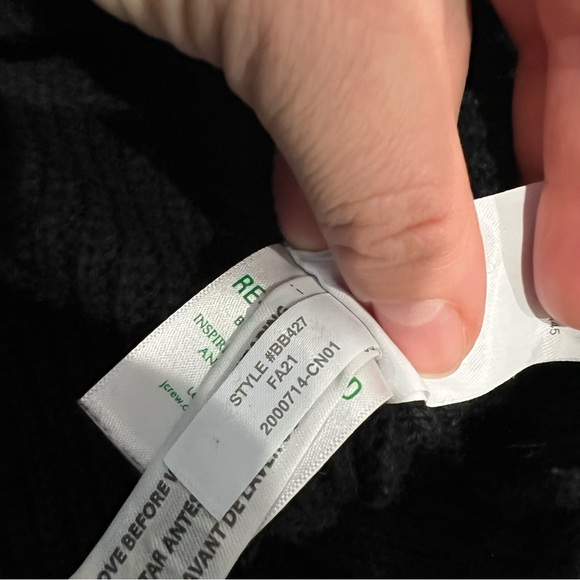 J. Crew Ribbed cotton-blend relaxed turtleneck sweater - Picture 5 of 7